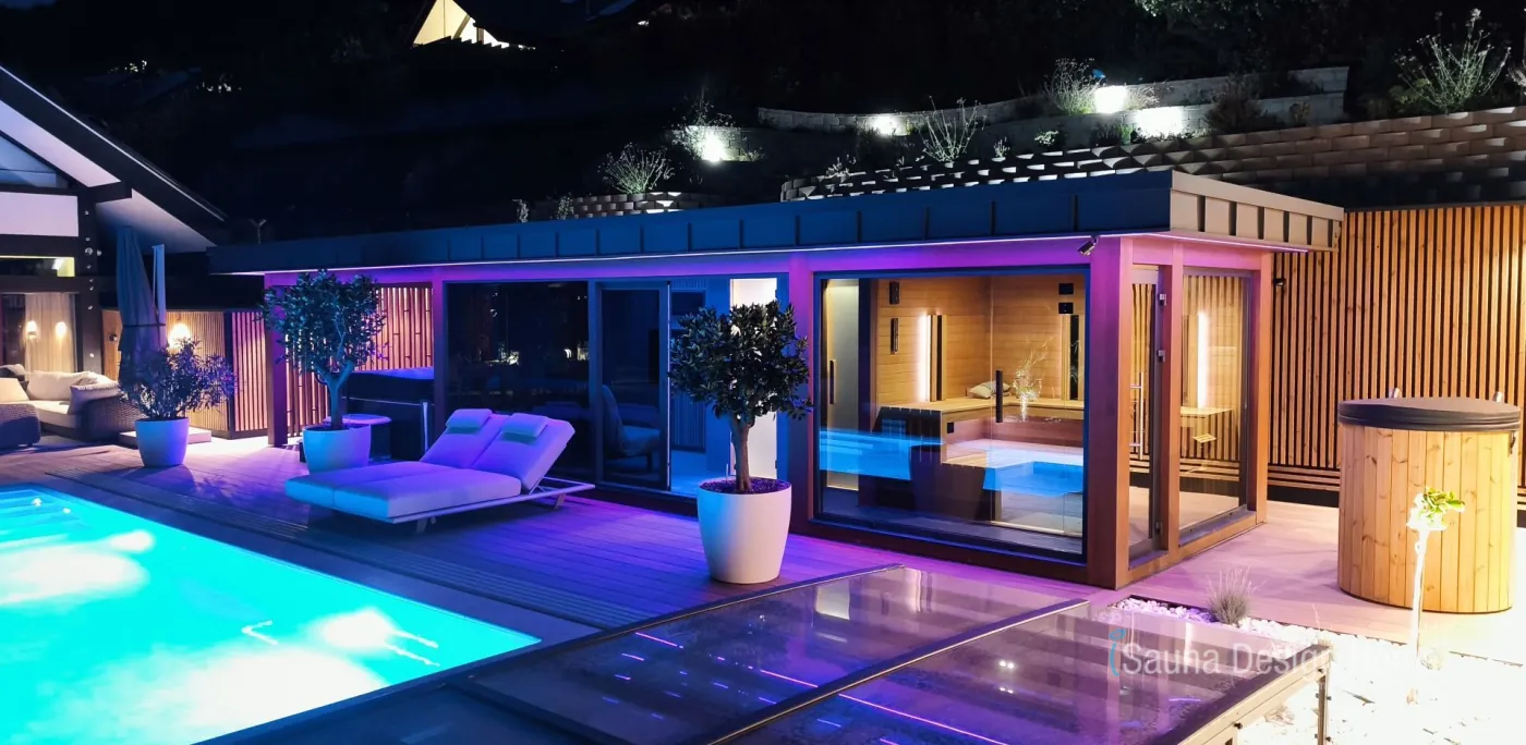 Saunový dom s ambientným osvetlením